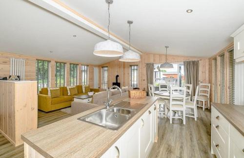 Honiton Resort | Hornbeam Country Park