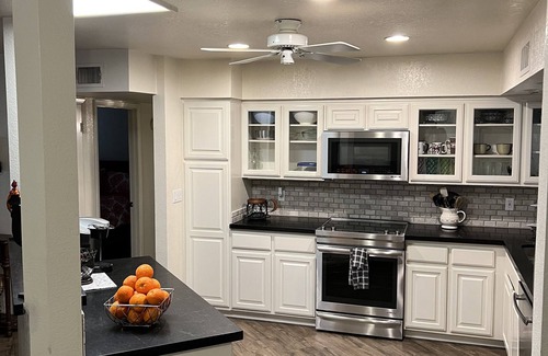 South Mountain House | Horse Ranch Centrally Located