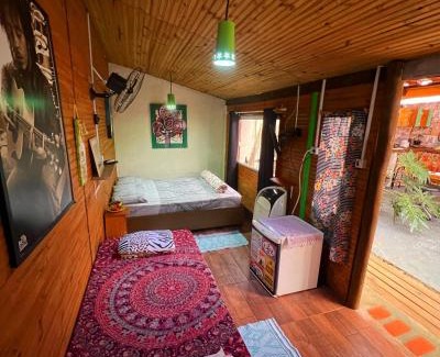 Sao Joao House | Hospedagem Bicho do Mato Arts