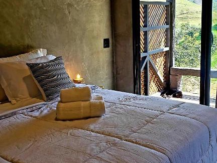 Divino de Sao Lourenco Cabin | Hospedagem Bangalô Patrimônio da Penha