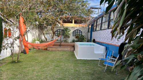 Castelandia Other | Hospedagem no Ônibus Navy na Praia da Baleia - Jacaraípe