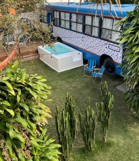 Castelandia Other | Hospedagem no Ônibus Navy na Praia da Baleia - Jacaraípe