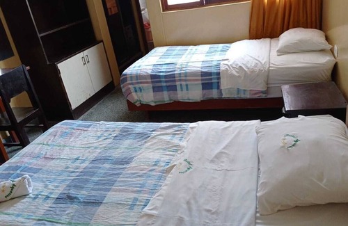San Martin de Porres Bed & Breakfast | Hospedaje Aquarius de Lima Peru - 5 Minutos de Centro de Lima