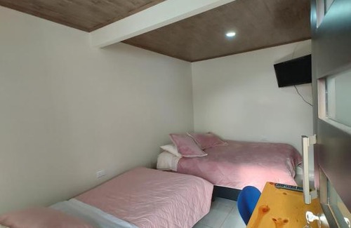 La Capilla House | Hospedaje Las Golondrinas - Tibirita, Cundinamarca