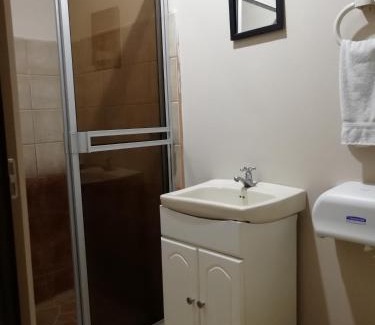 Turrialba Hotel | Hospedaje Yaldai