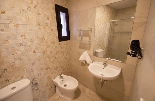 San Francisco-Ribera House | Hospedería Los Angeles