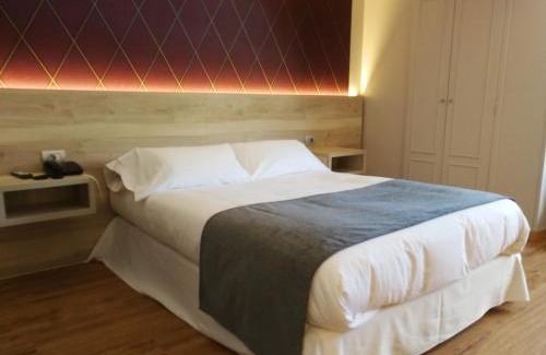 Cee Hotel | Hospedium Hotel La Marina Costa da Morte