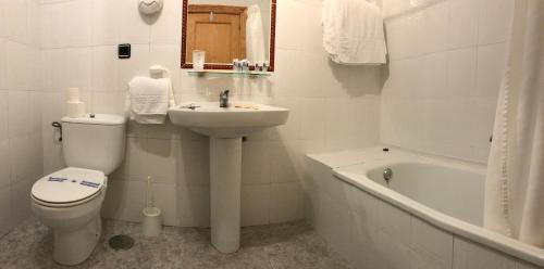 Torredonjimeno Hotel | Hospedium Hotel Twist