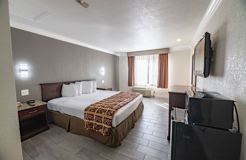 San Bernardino Hotel | Hospitality Inn San Bernardino/Redlands