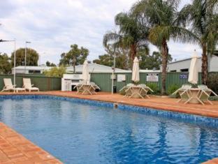 Somerville Hotel | Hospitality Kalgoorlie, SureStay Collection by Best Western