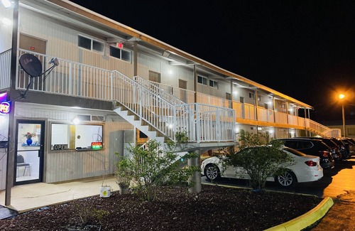 Higbees Daytona Hotel | Host Inn