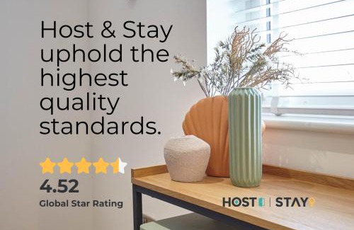 Roughton House | Host & Stay - Fender Cottage