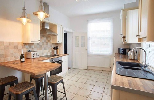 Saltburn-by-the-Sea House | Host & Stay | Windsor Cottage