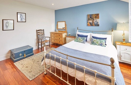 Harrogate Apartment | Host & Stay | Kulla Loft