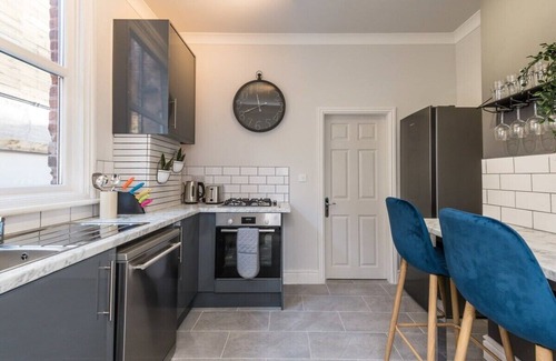RopeWalks Apartment | Host & Stay | Seel St Townhouse Apt I