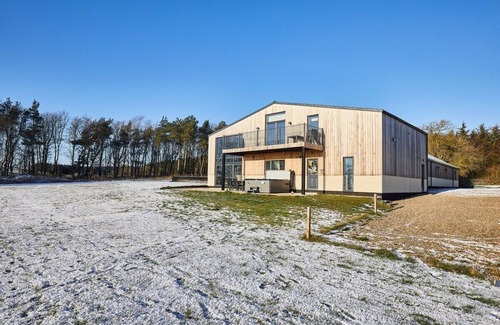 Hallington House | Host & Stay | The Gathering