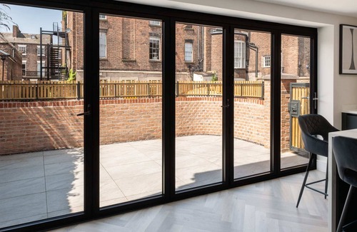 Hope Street House | Host & Stay | The Pilgrim House