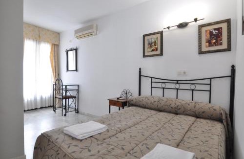 La Catedral House | Hostal Almanzor