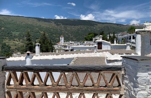 Capileira House | Hostal Atalaya en Capileira CB