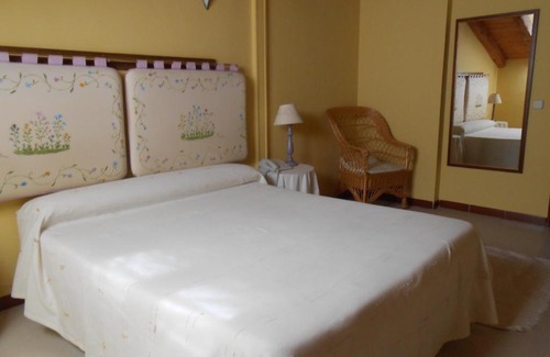 Torrecaballeros House | Hostal Burgos