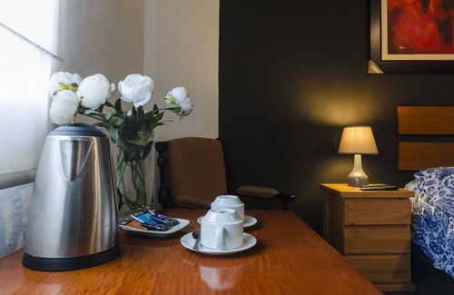 San Antonio Hotel | Hostal Jose Luis
