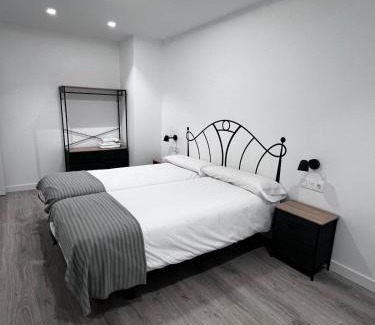 Valladolid House | Hostal Mónaco