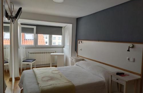 La Coruna House | Hostal Mara