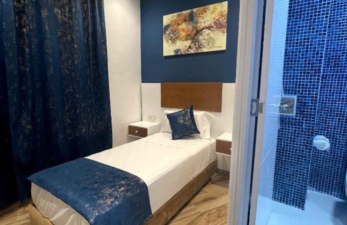 Miramar Hotel | HOSTAL MH BORJ