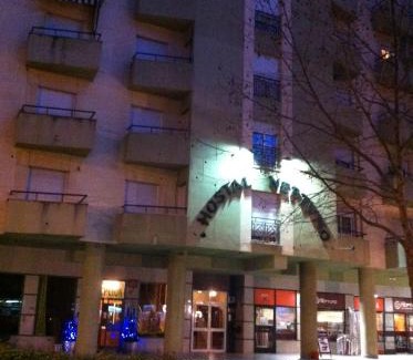 Los Fratres House | Hostal Neptuno