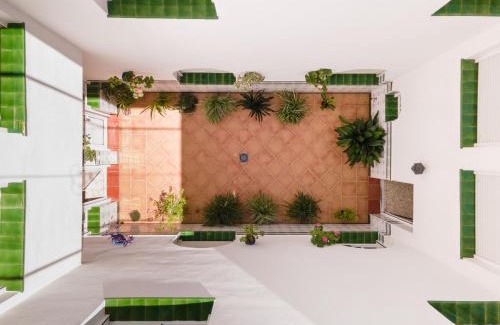 Punta Umbria House | Hostal Patio Andaluz