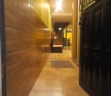 Calderon House | Hostal Piamonte