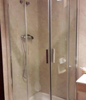 Herrera del Duque Hotel | Hostal Restaurante Pacos