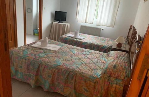 Oroso House | Hostal restaurante Seoane