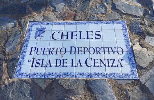 Cheles House | Hostal Rural La Casa Verde