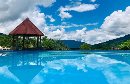 Zamora Chinchipe Hotel | Hostería Tierra Dorada