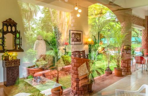 Gurugram House | Hostie Tranquil Greens farmhouse near Golf course road Gurgaon