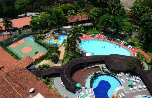 Prive das Caldas Apartment | Hot Springs apartment with bathtub and 24h pool access