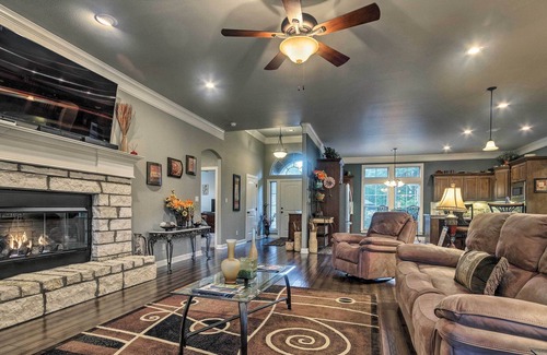 Hot Springs Village House | Hot Springs Family Home on Granada Golf Course!