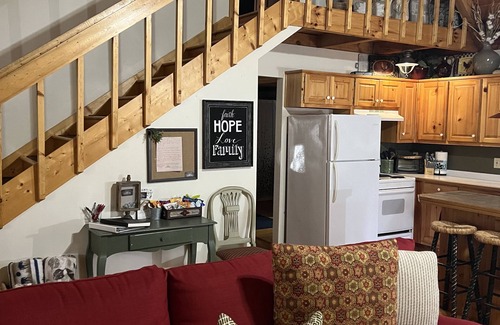 Dahlonega Cabin | Hot Tub/Game Room/Fireplace and pit, very private, a little taste of heaven!