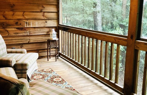 Dahlonega Cabin | Hot Tub/Game Room/Fireplace and pit, very private, a little taste of heaven!