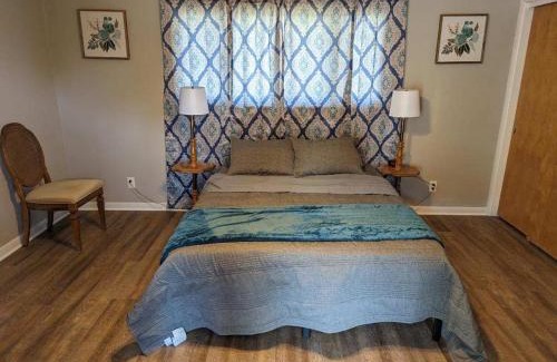 Saint Mary House | Hot Tub Hideaway Near Ste Genevieve