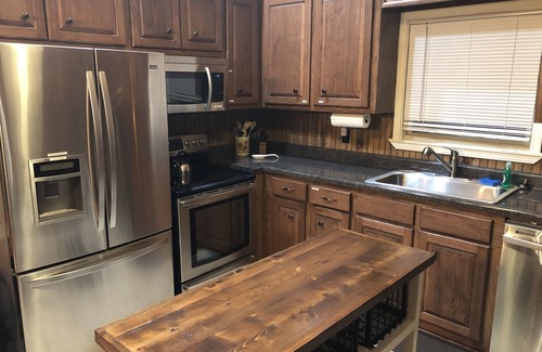 Jasper Cabin | Hot Tub* Secluded Ozark MT Cabin on 12 acres across from river