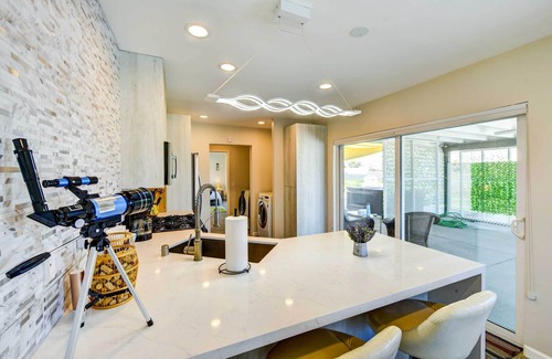 Yucca Valley House | Hot Tub, Yard & Fire Pit: Joshua Tree Home!