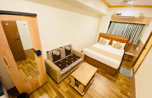 Ahmedabad Hotel | Hotel ABC - Satellite Prahladnagar