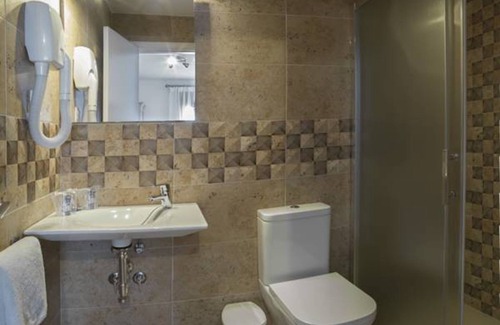 Zahara de los Atunes Hotel | Hotel Almadraba