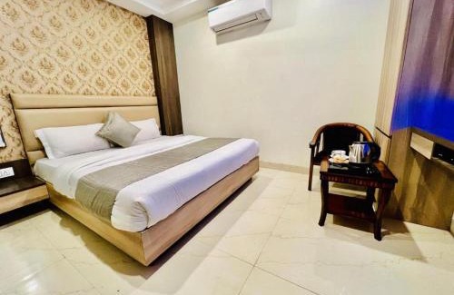 Paharganj Hotel | Hotel Apple Inn & Suites, New Delhi