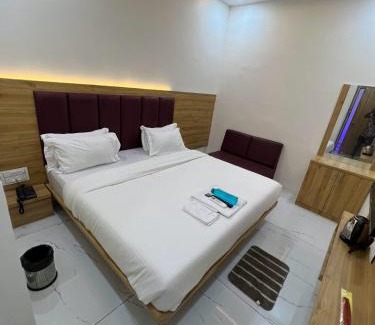 Satellite Hotel | Hotel Apple View,Ahmedabad