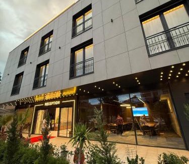 Mejë Hotel | Hotel Ari Gjakove