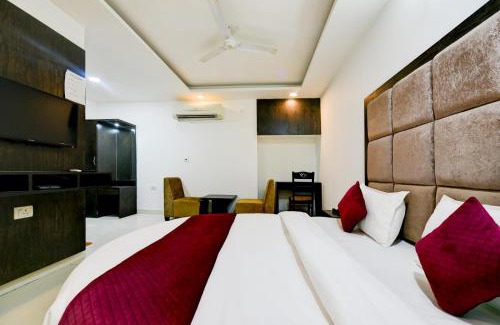 Shri Madhopur Hotel | Hotel Aryan Palace Near Khatu Mandir