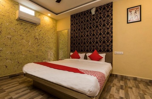 Sanwer House | Hotel Atlas Palace, Ujjain